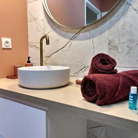 La Muse D'avril - Wifi - Hyper Centre * אלבי